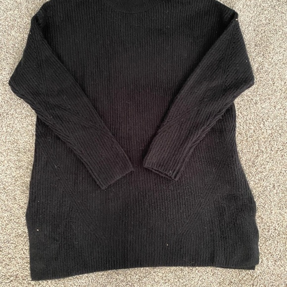 Old Navy Oversized Black large Sweater - Picture 3 of 5